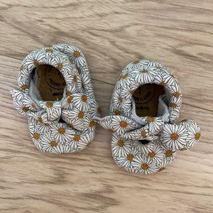 Baby Freshly Picked Flower Moccasins Size 1 New/Never Been Used